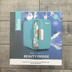 Bliss Beauty Mini Fridge 4Lt Portable Refrigerator Makeup Skin Care Products NIB